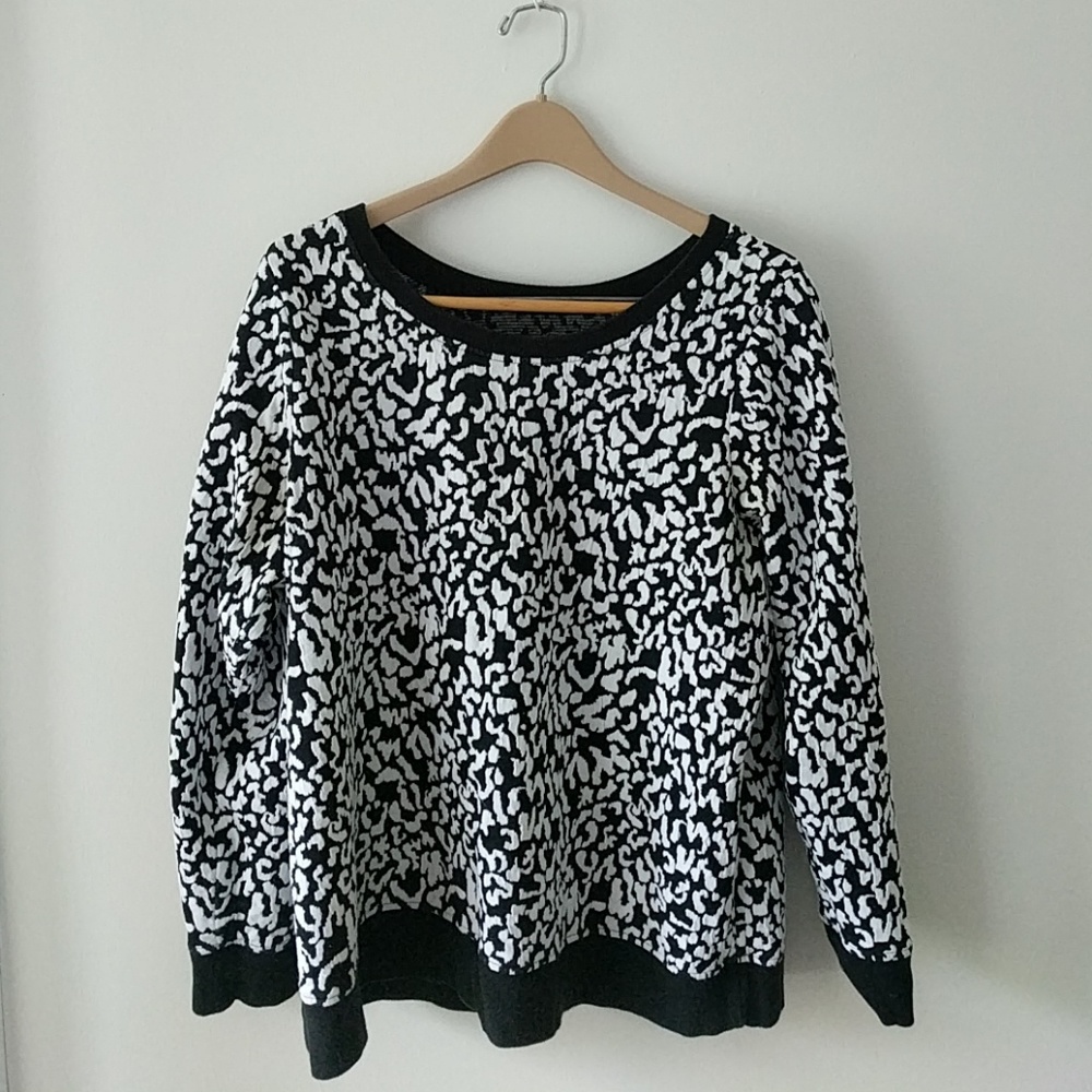 Lane Bryant 18 black and white leopard top